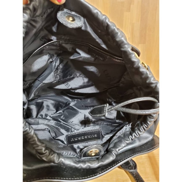 Authentic Burberry Dinton Convertible Satchel Patent Medium - Picture 14 of 15